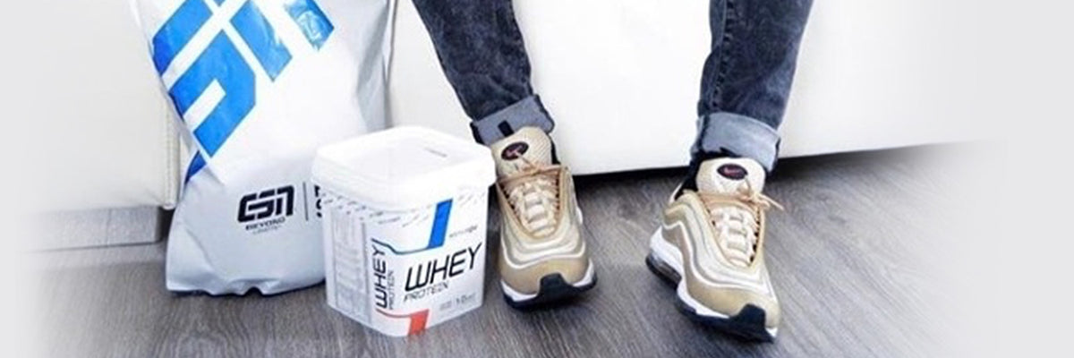 1500x500_Unterschiede-zwischen-Casein--und-Whey-Eiweißshakes